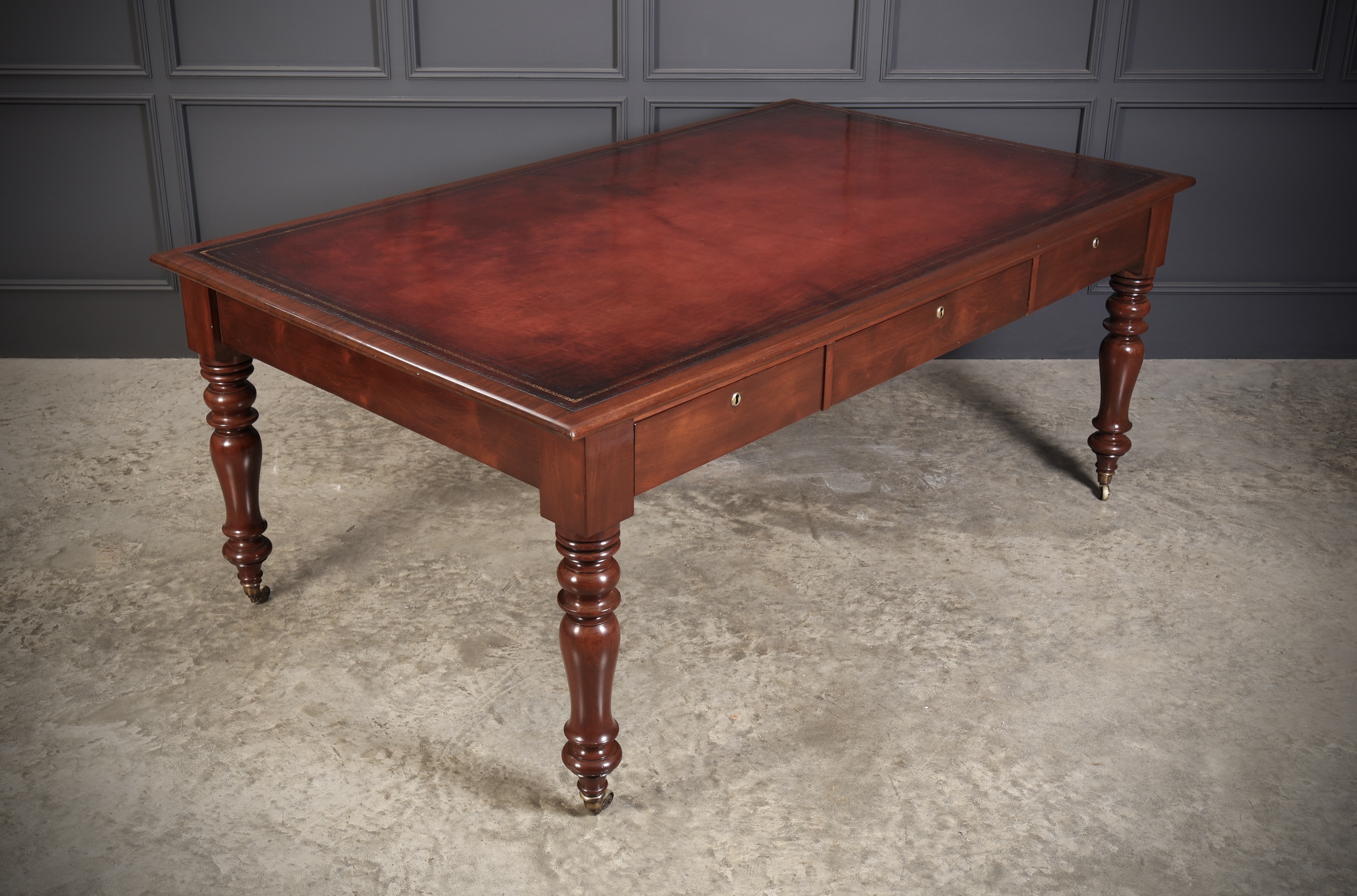 Large Early Victorian Mahogany & Leather Partners Writing Table
